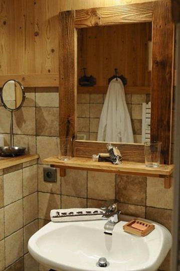La Ferme D Emilienne Bed & Breakfast Sallanches Oda fotoğraf