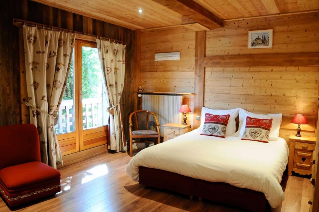 La Ferme D Emilienne Bed & Breakfast Sallanches Oda fotoğraf
