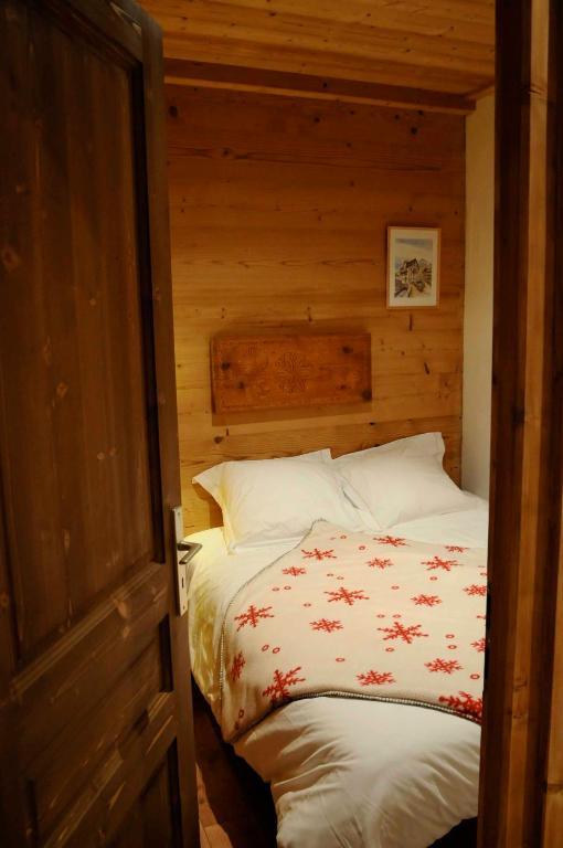 La Ferme D Emilienne Bed & Breakfast Sallanches Oda fotoğraf