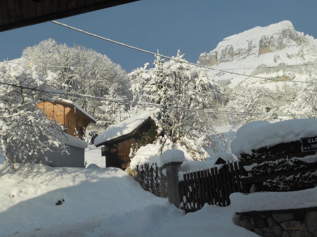 La Ferme D Emilienne Bed & Breakfast Sallanches Dış mekan fotoğraf